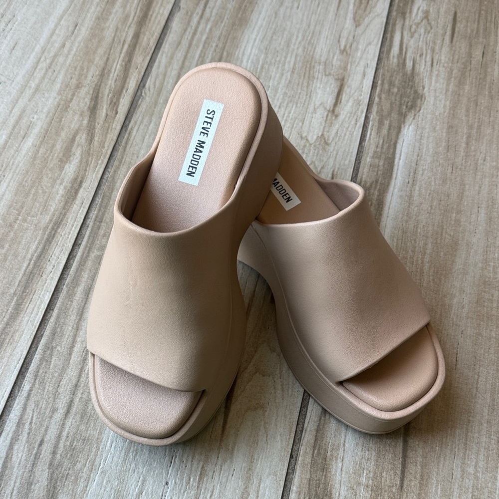 Steve Madden Nude Platform Slide Sandals